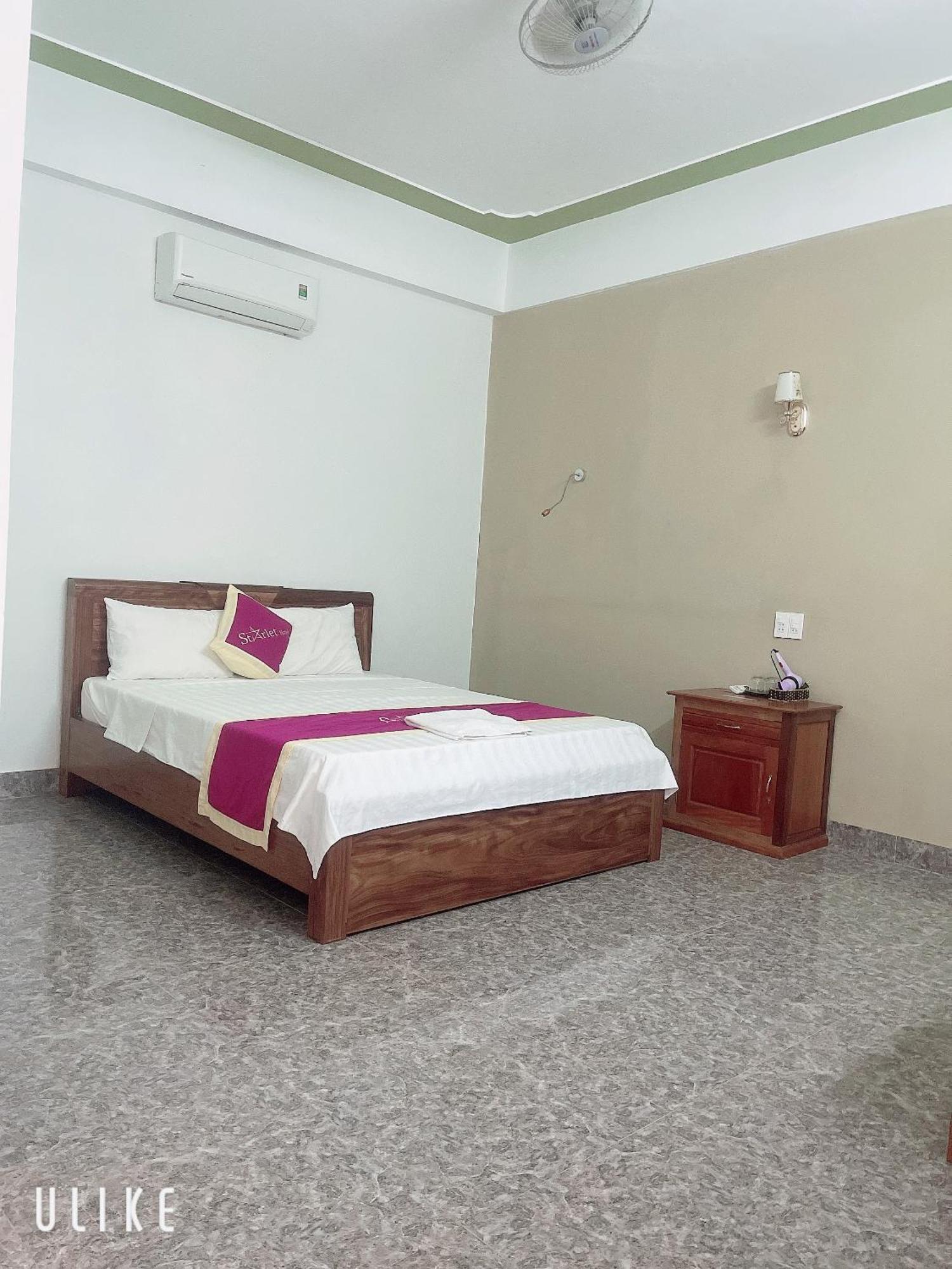 Starlet Hotel Phong Nha Exterior photo